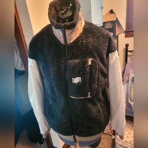 Romantic Crown Full-zip Athletic Fleece